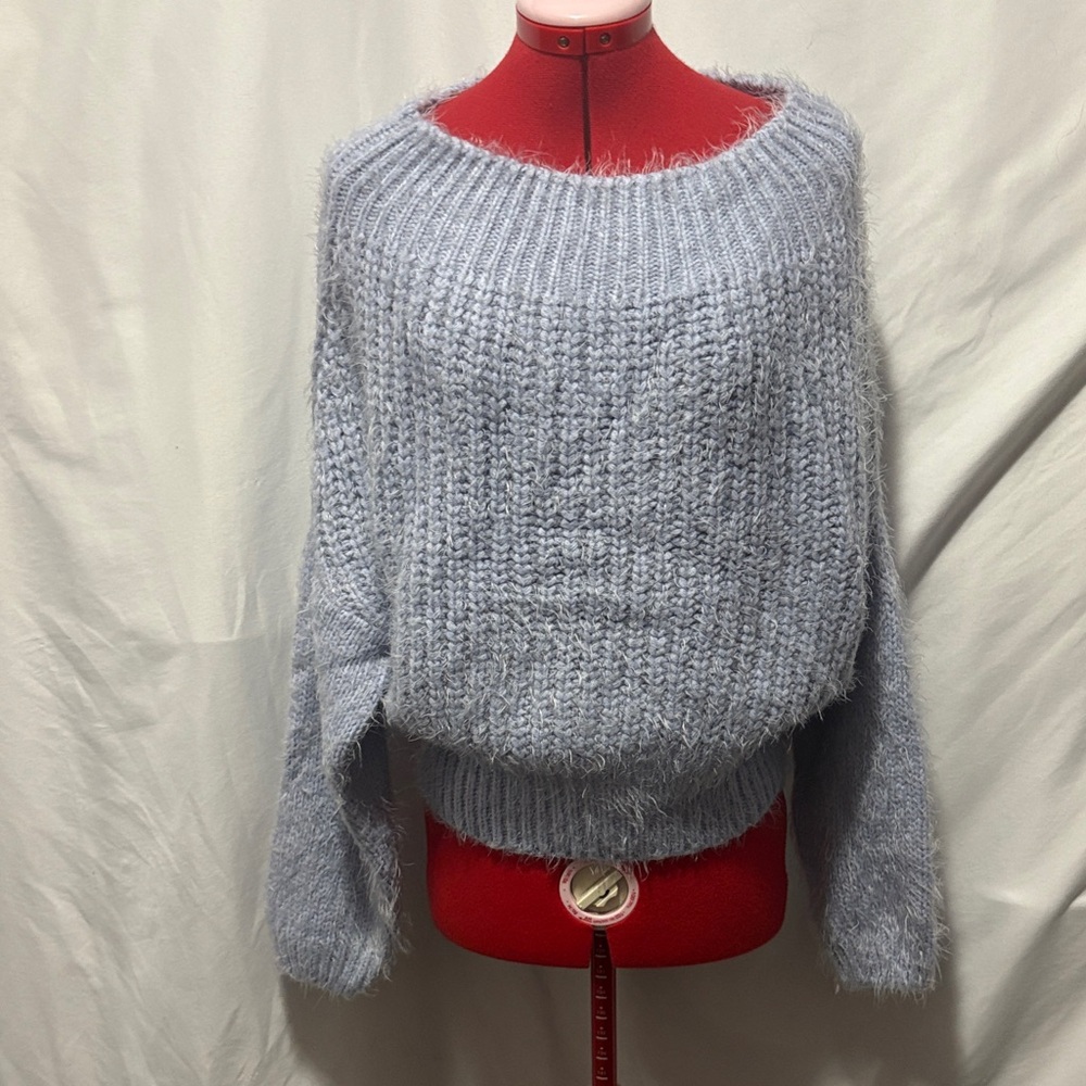 She + Sky Soft Heather Gray Sweater MM238